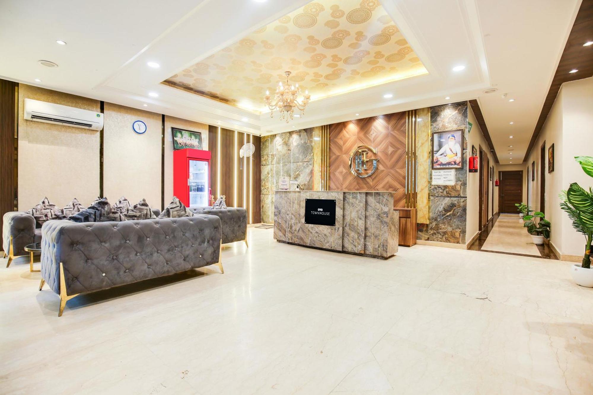 Super Townhouse Grand Fortune Amritsar Ngoại thất bức ảnh