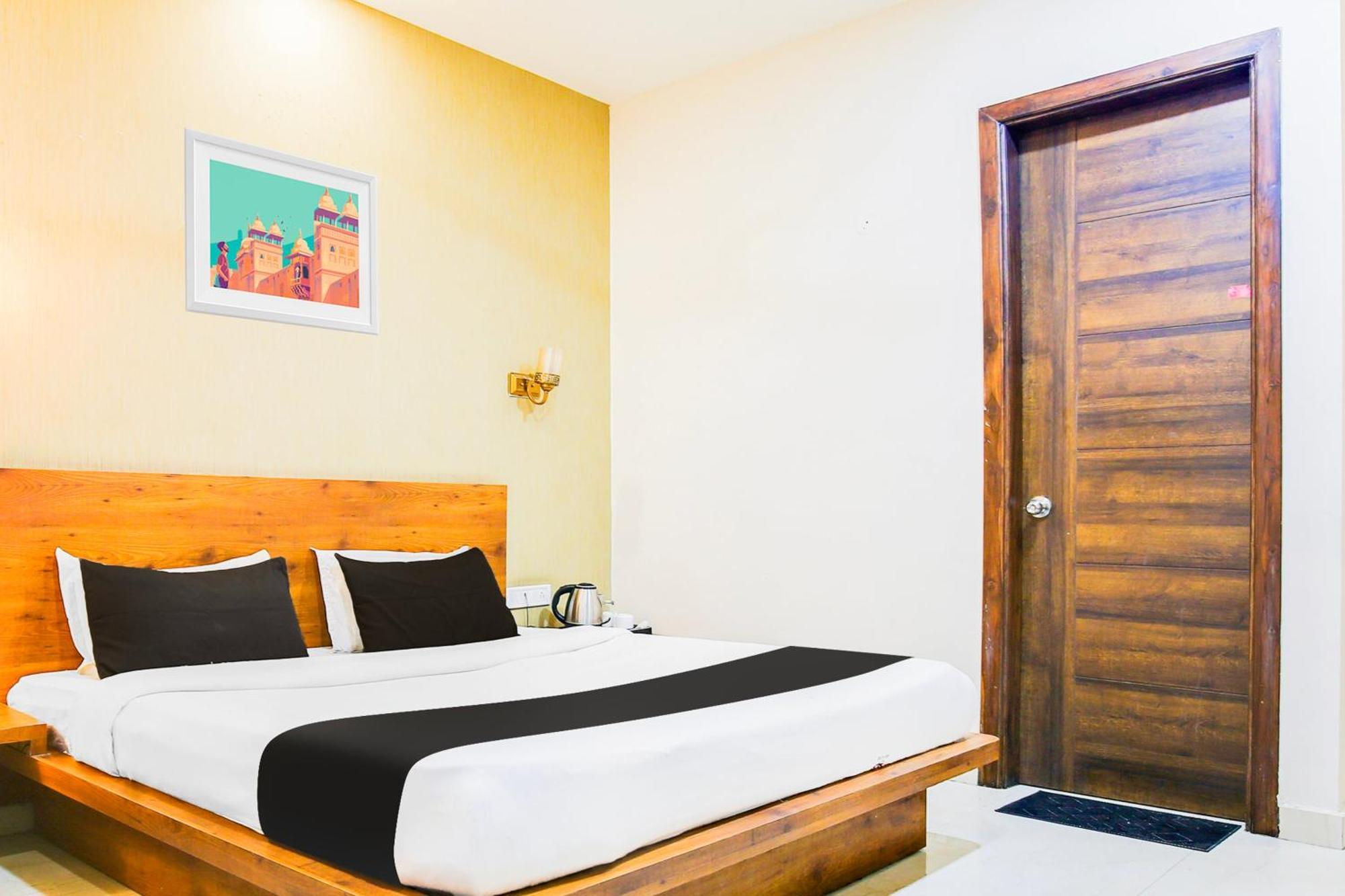 Super Townhouse Grand Fortune Amritsar Ngoại thất bức ảnh