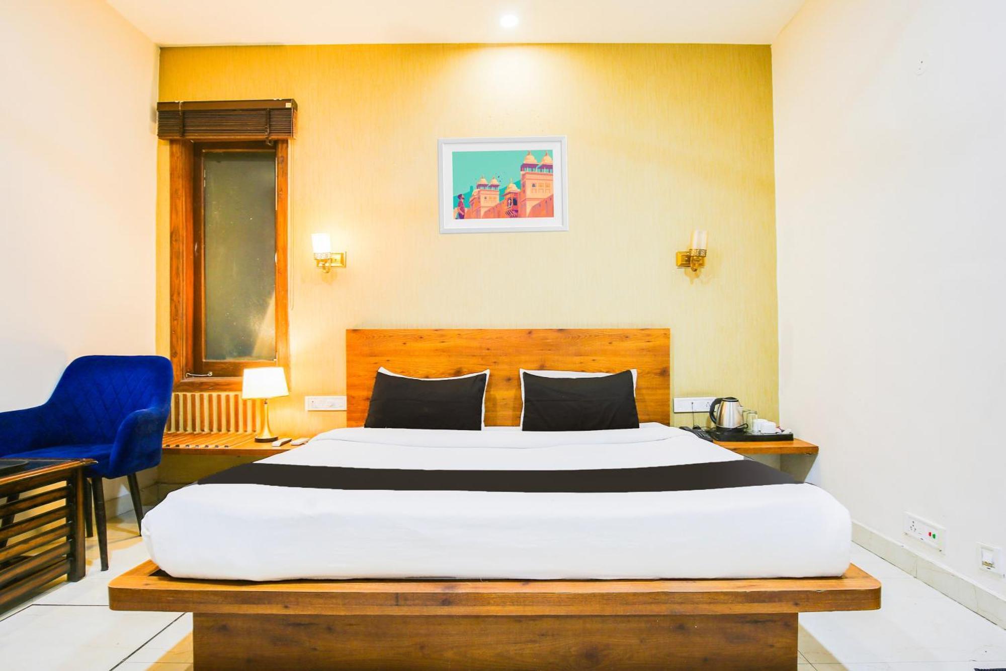 Super Townhouse Grand Fortune Amritsar Ngoại thất bức ảnh
