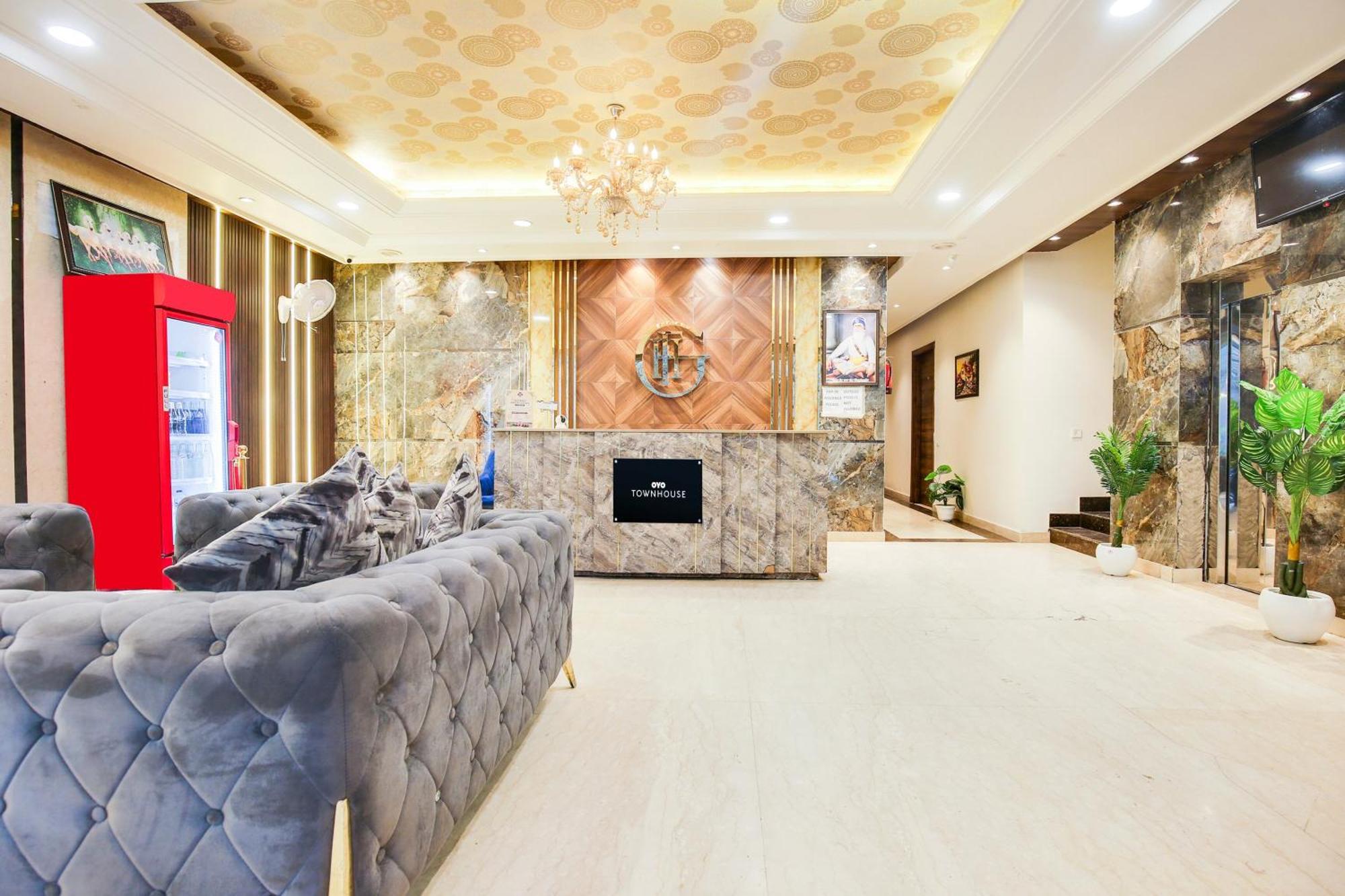 Super Townhouse Grand Fortune Amritsar Ngoại thất bức ảnh